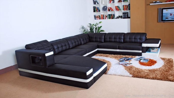 Темный диван в интерьере: плюсы и минусы, материалы, формы, сочетания сдругими цветами, 30+ фото