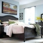 Стены в нежно-голубом цвете