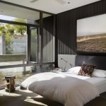 Рельефный узор стен