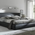 Белый сияющий ламинат