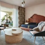 Бежевые стены декоративное изголовье