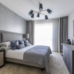 Потолок в тон стен