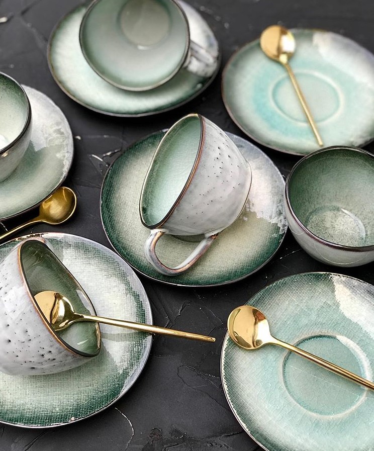 Какая кухонная посуда сейчас в моде: цвета, тренды 2022 фото