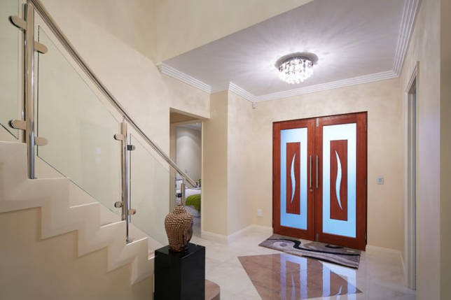 прихожая в современном стиле