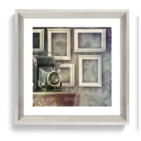 Постер отделка рама бежевого цвета